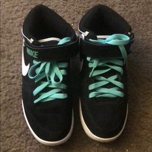 nike air twilight mid